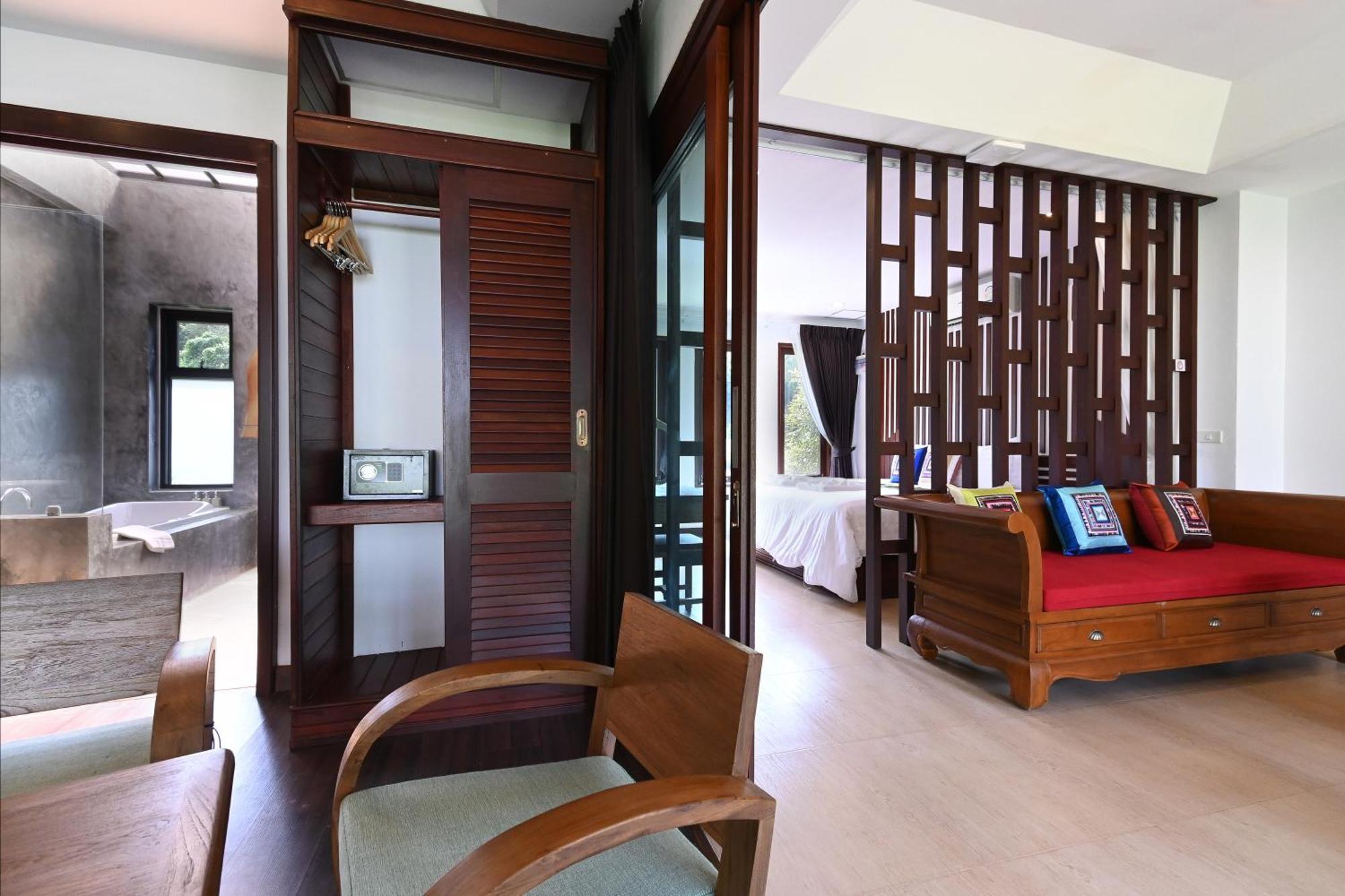 Hotell Cascade Tara 4*